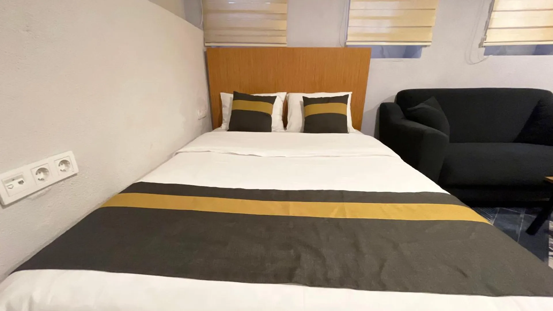 Charming Studio Apt With Fast Wifi And Ac Near Nisantasi And Taksim #101 Istanbul Turkey